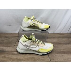 Nike Women's White and Yellow GORE-TEX Athletic Shoes